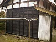 納屋の外壁